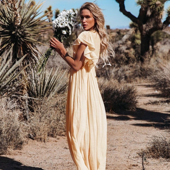 “The Leena” Ivory Boho Raw Hem Button Maxi Dress - Picture 2 of 7
